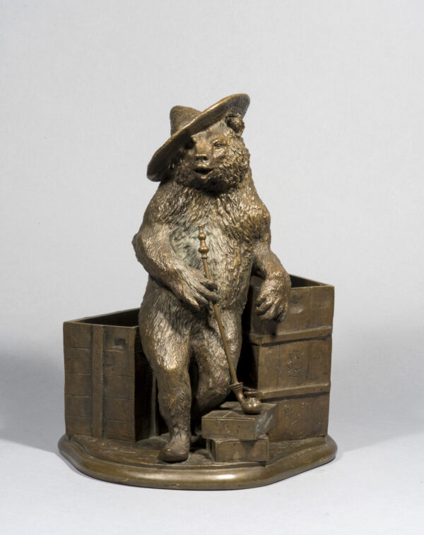 OPIUM SMOKING BEAR