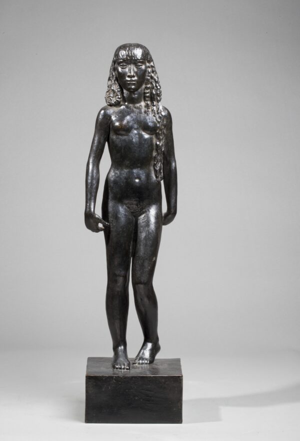 STANDING NAKED WOMAN